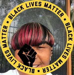 Meet your Posher, Toni